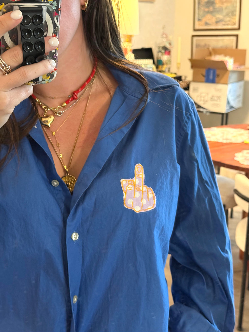 middle finger 🖕 button down - size M