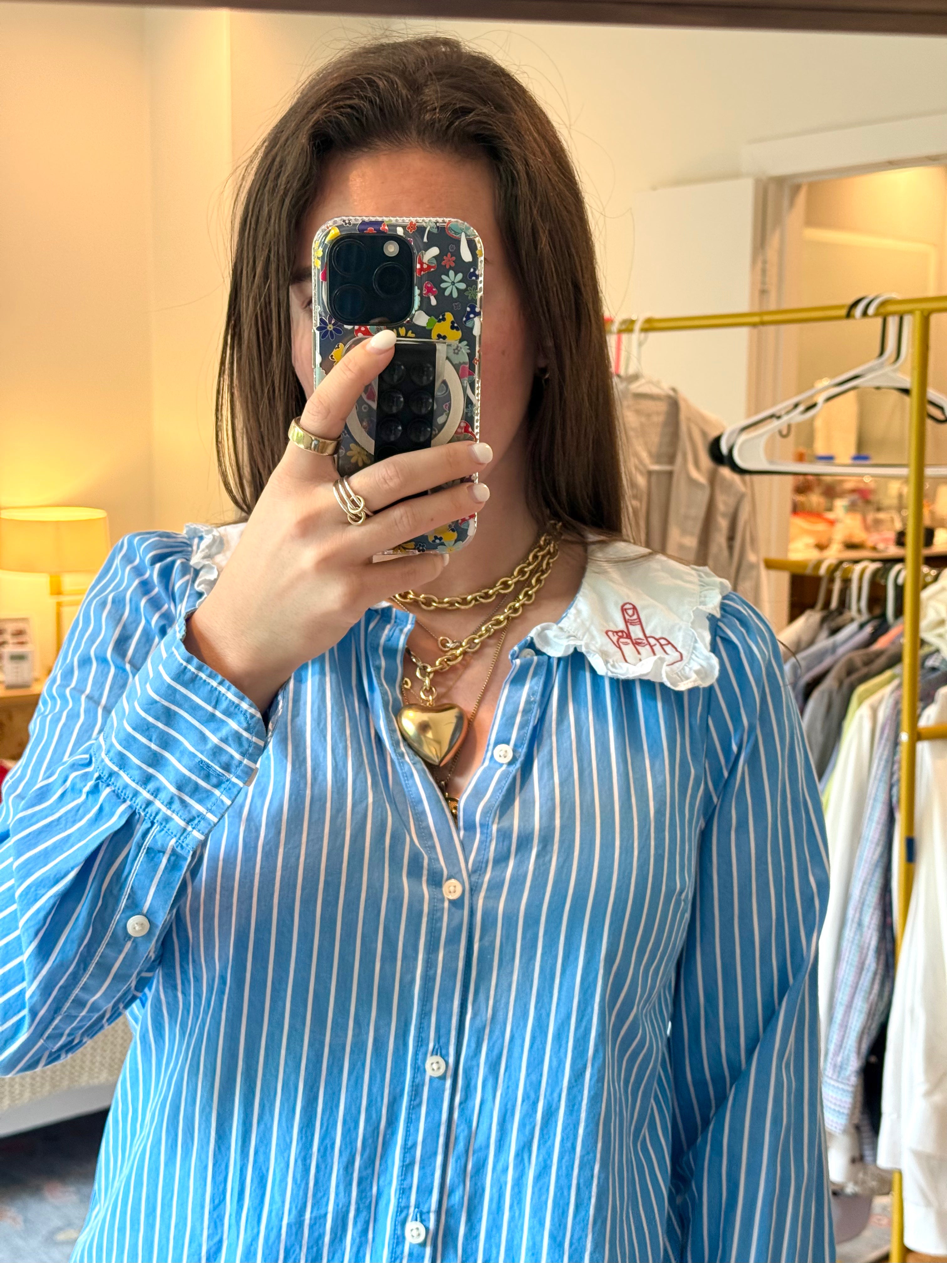 🖕 Button Down - Size 2