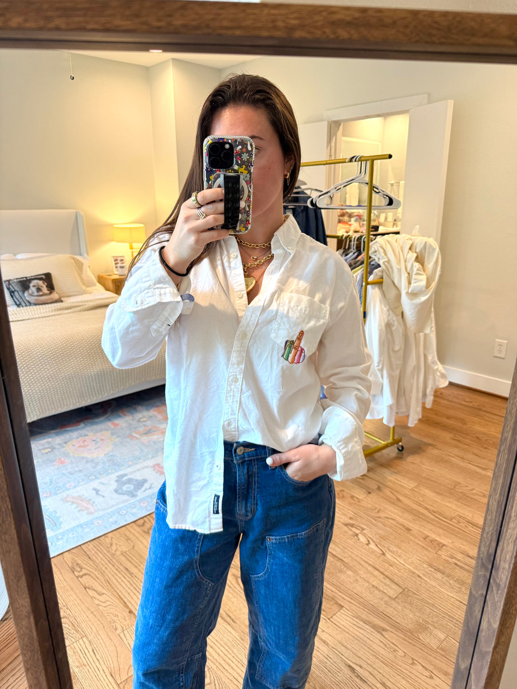 🖕 Button Down - Size M