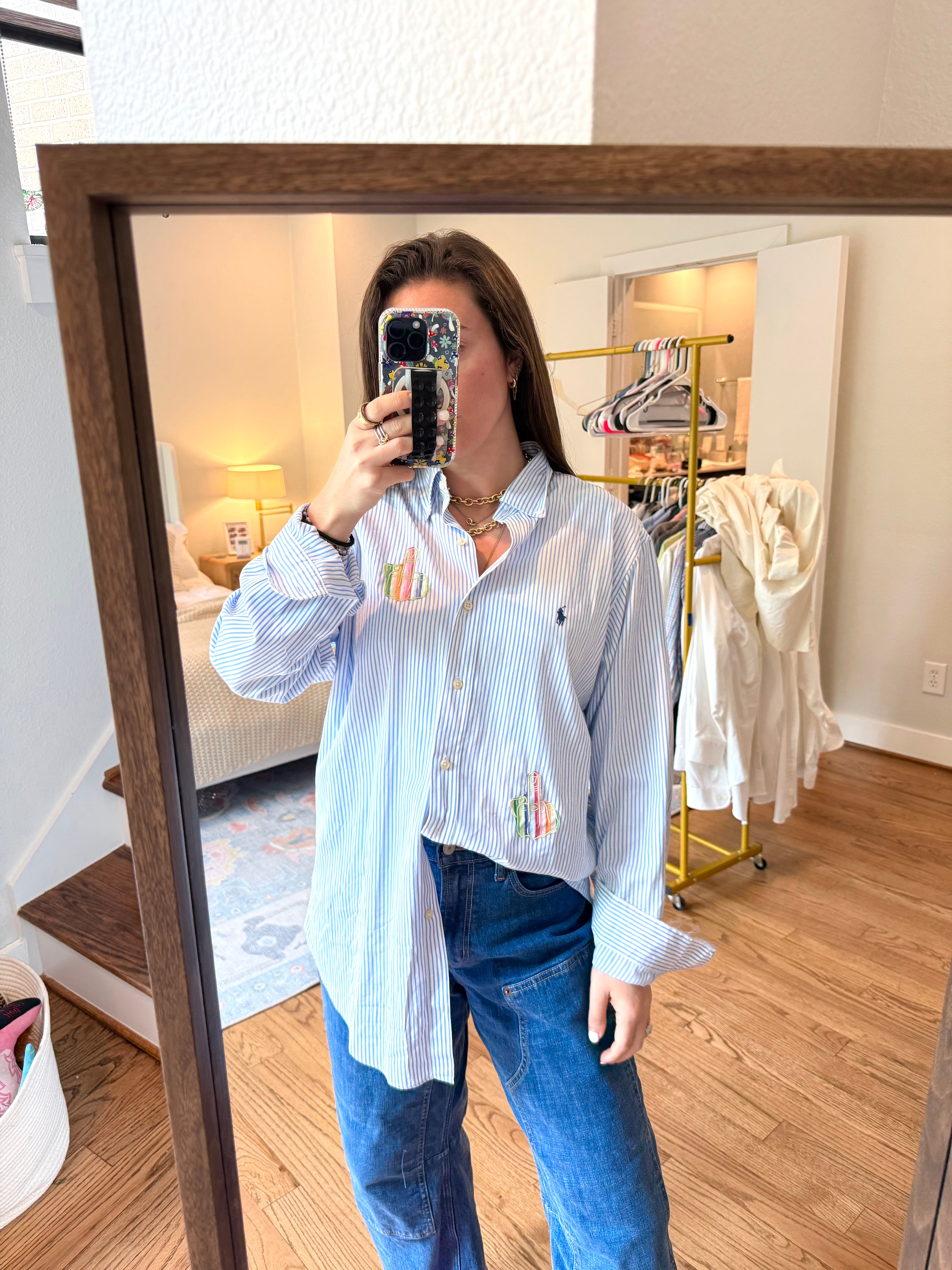 🖕 Button Down - Size L